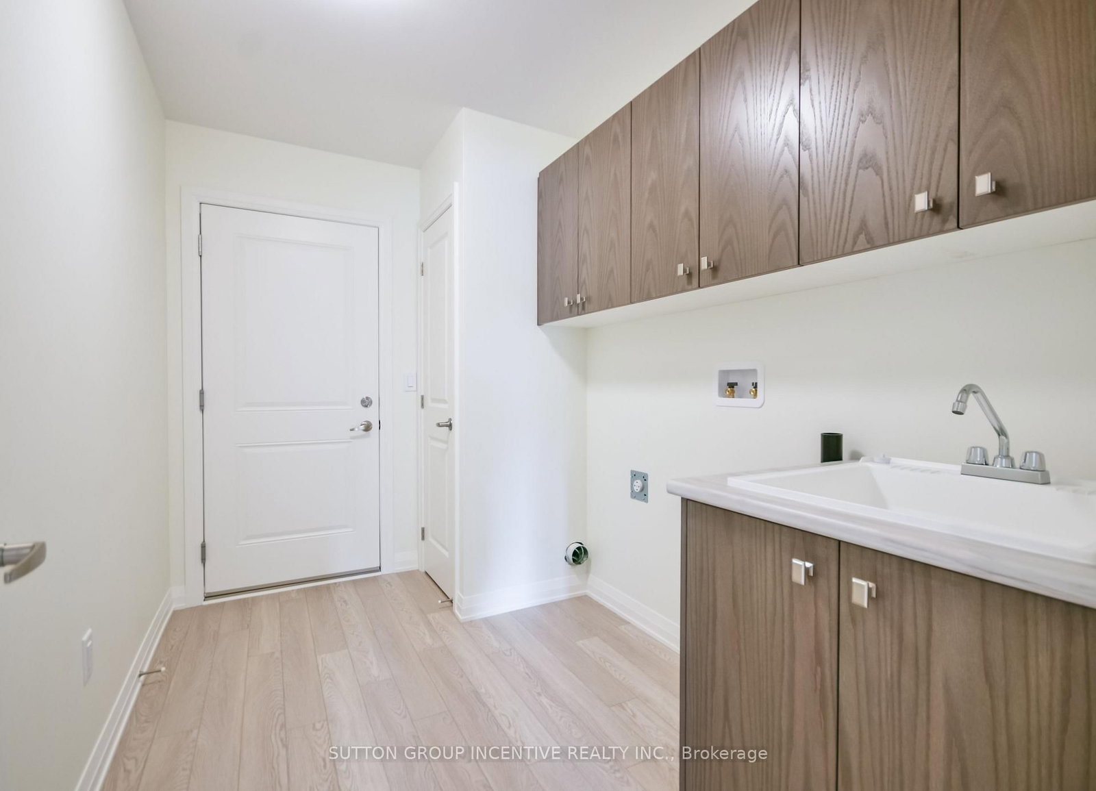 45 Harold Avenue • Severn, ON photo 28