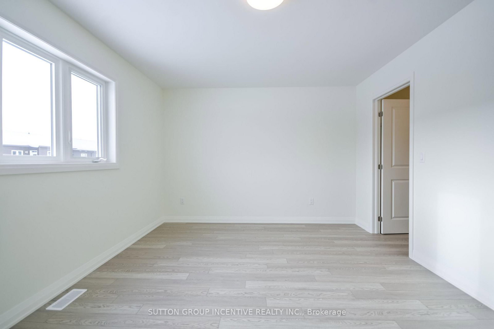 45 Harold Avenue • Severn, ON photo 38