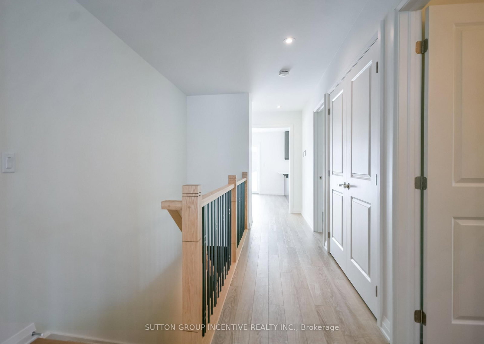 47 Harold Avenue • Severn, ON photo 14