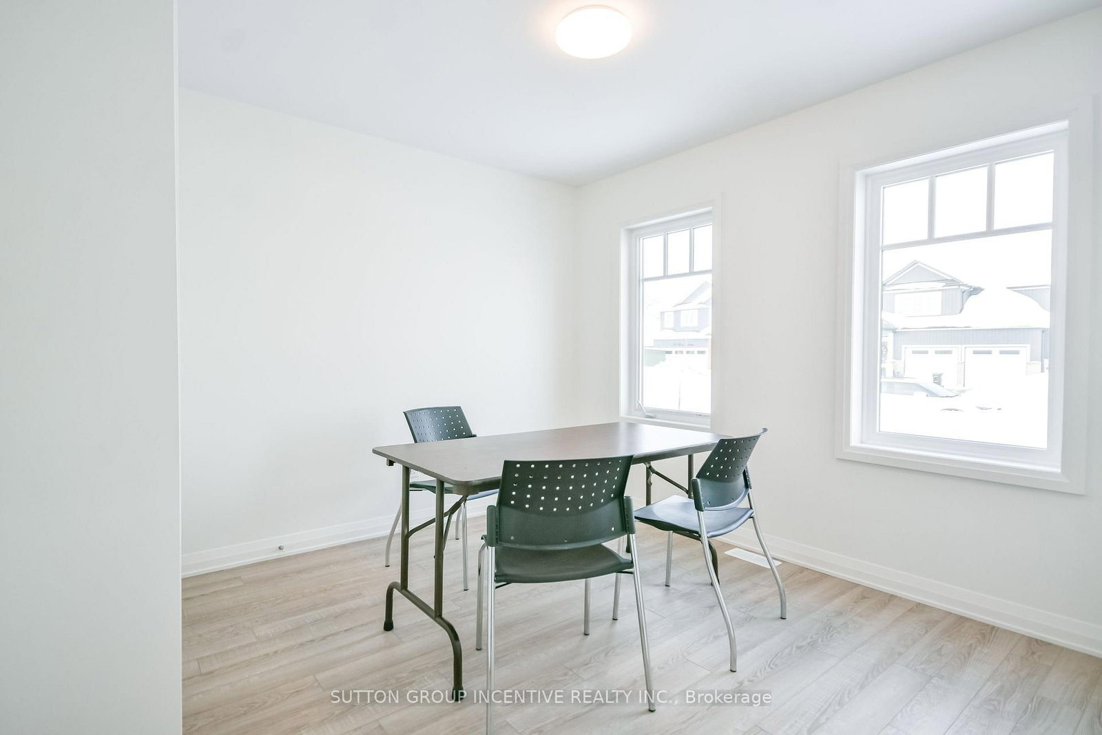 47 Harold Avenue • Severn, ON photo 16
