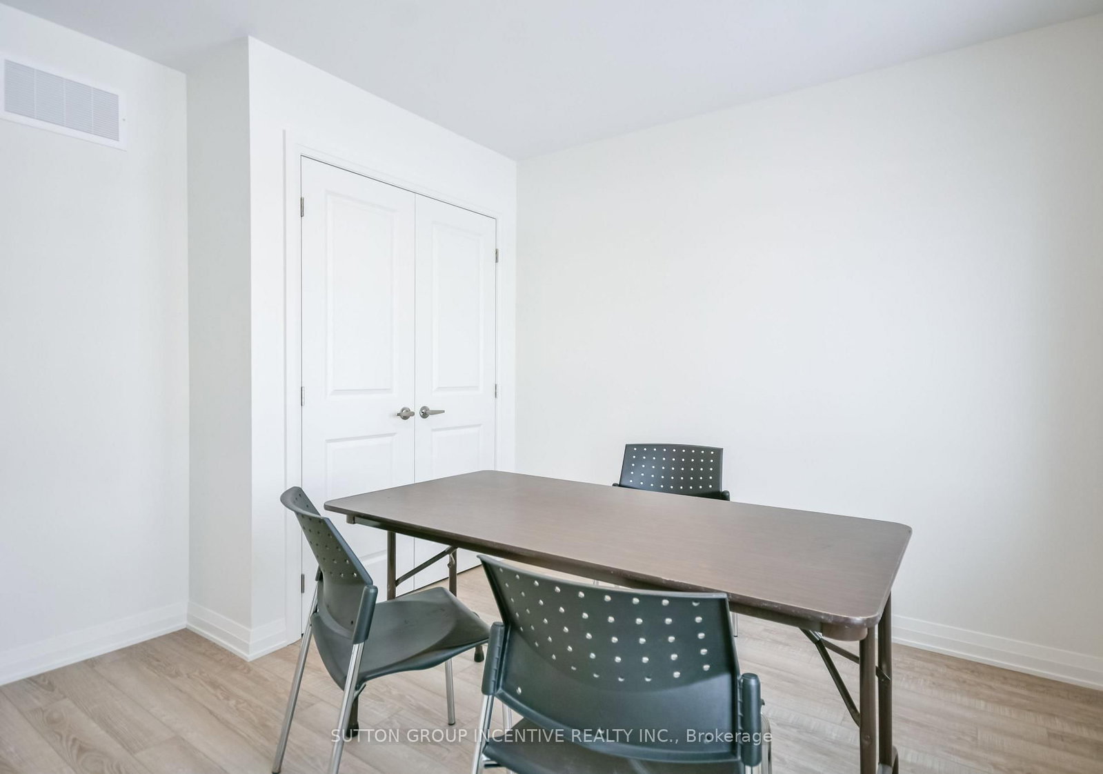 47 Harold Avenue • Severn, ON photo 17