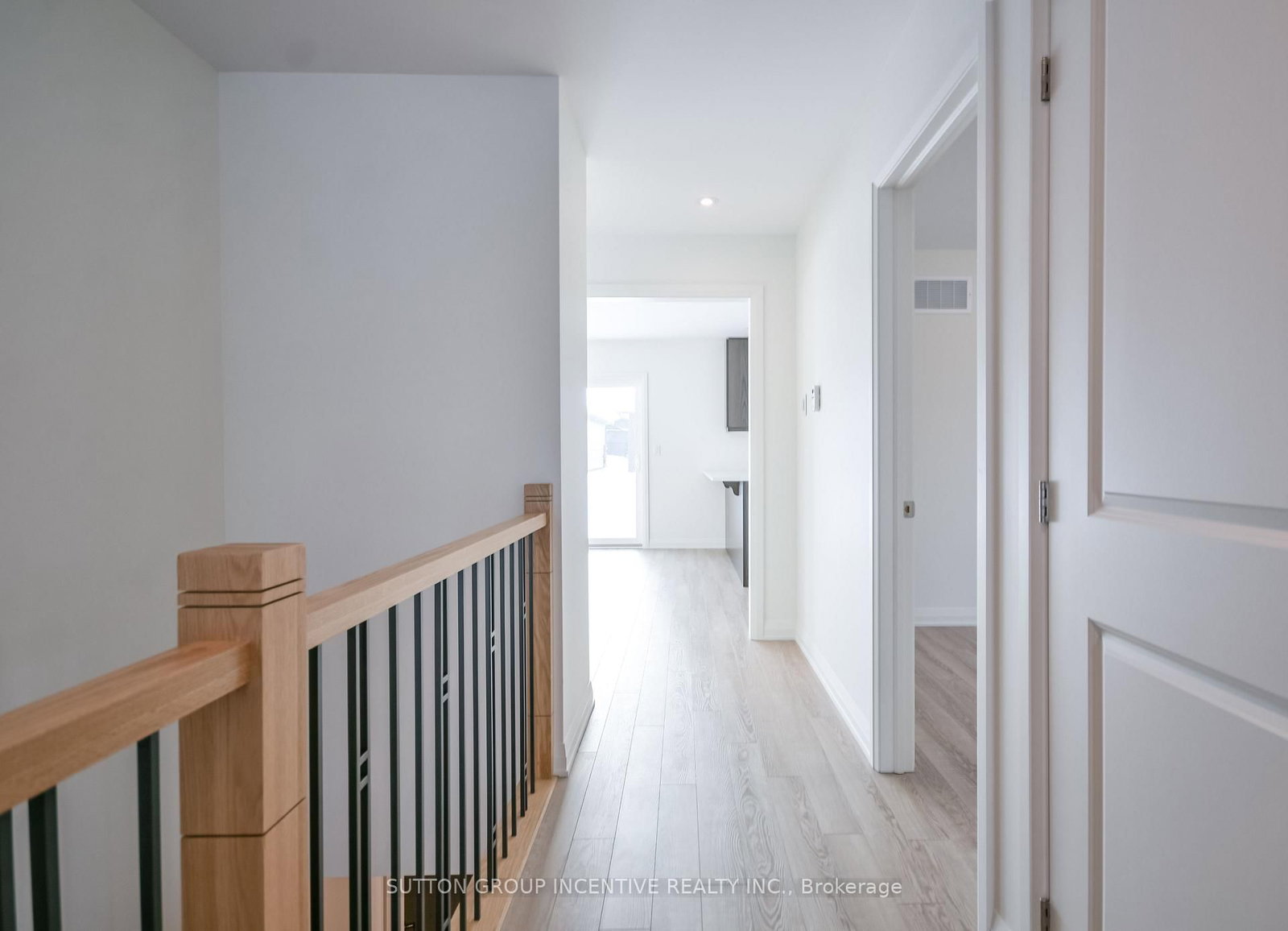 47 Harold Avenue • Severn, ON photo 23