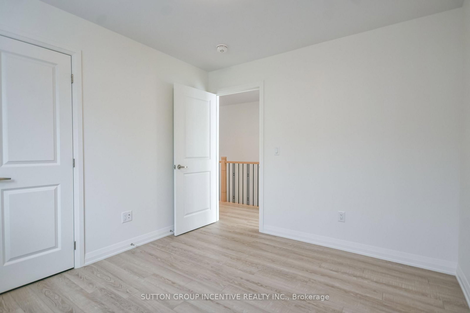 47 Harold Avenue • Severn, ON photo 25
