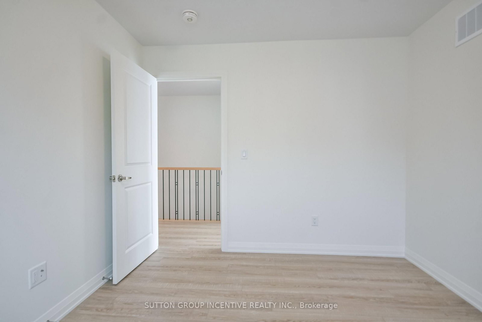 47 Harold Avenue • Severn, ON photo 26