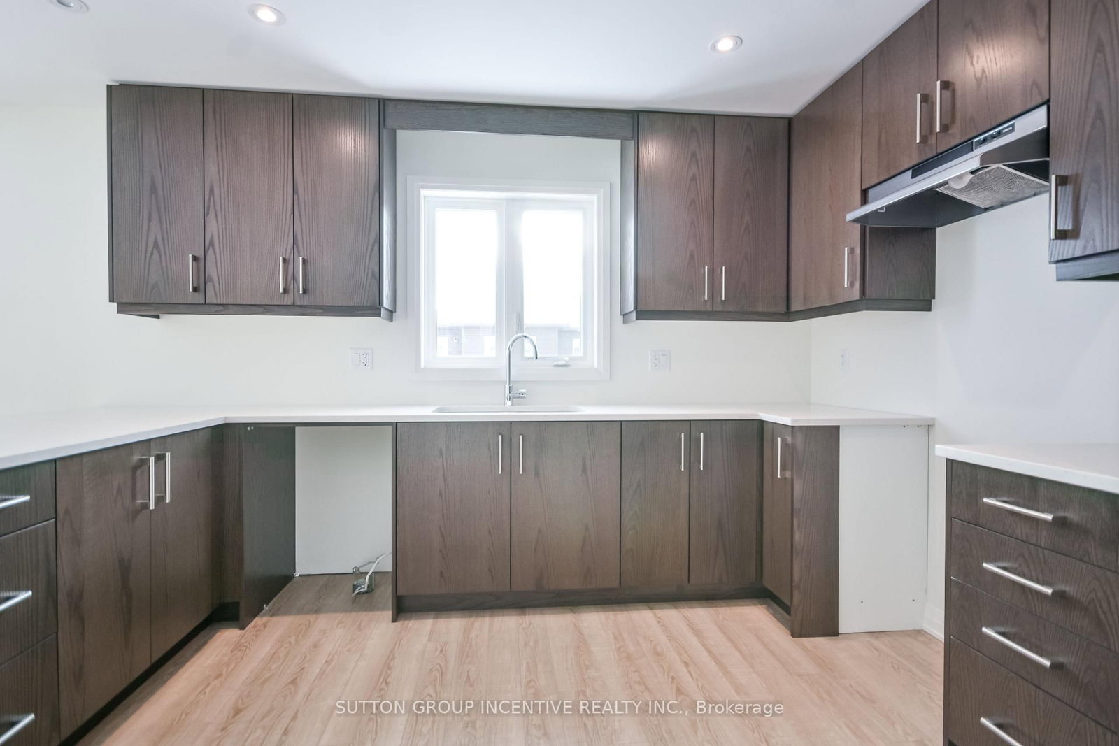47 Harold Avenue • Severn, ON photo 32