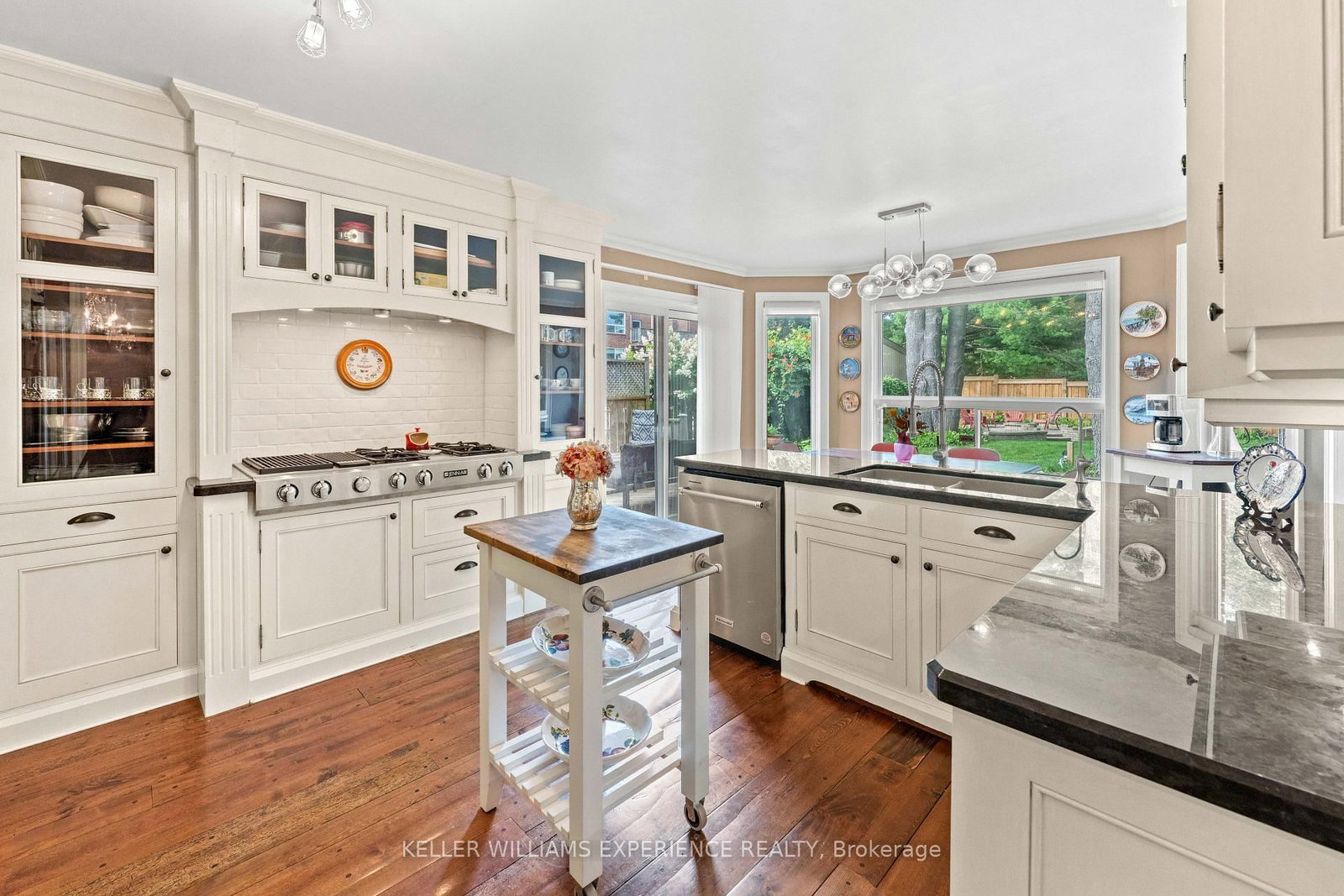 18 Florence Park Road • Barrie, ON photo 9