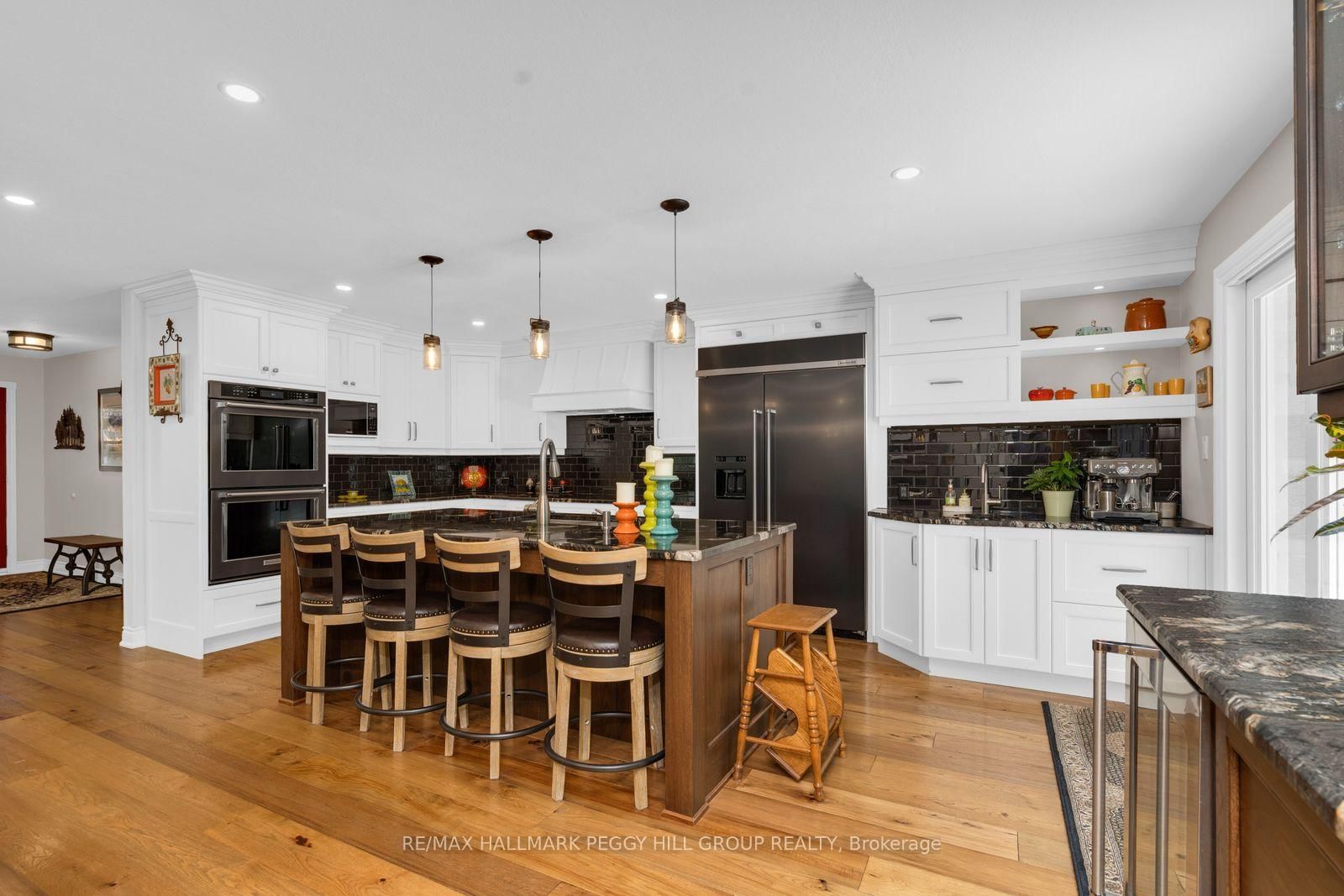 6 Maplehill Drive • Oro-Medonte, ON photo 5