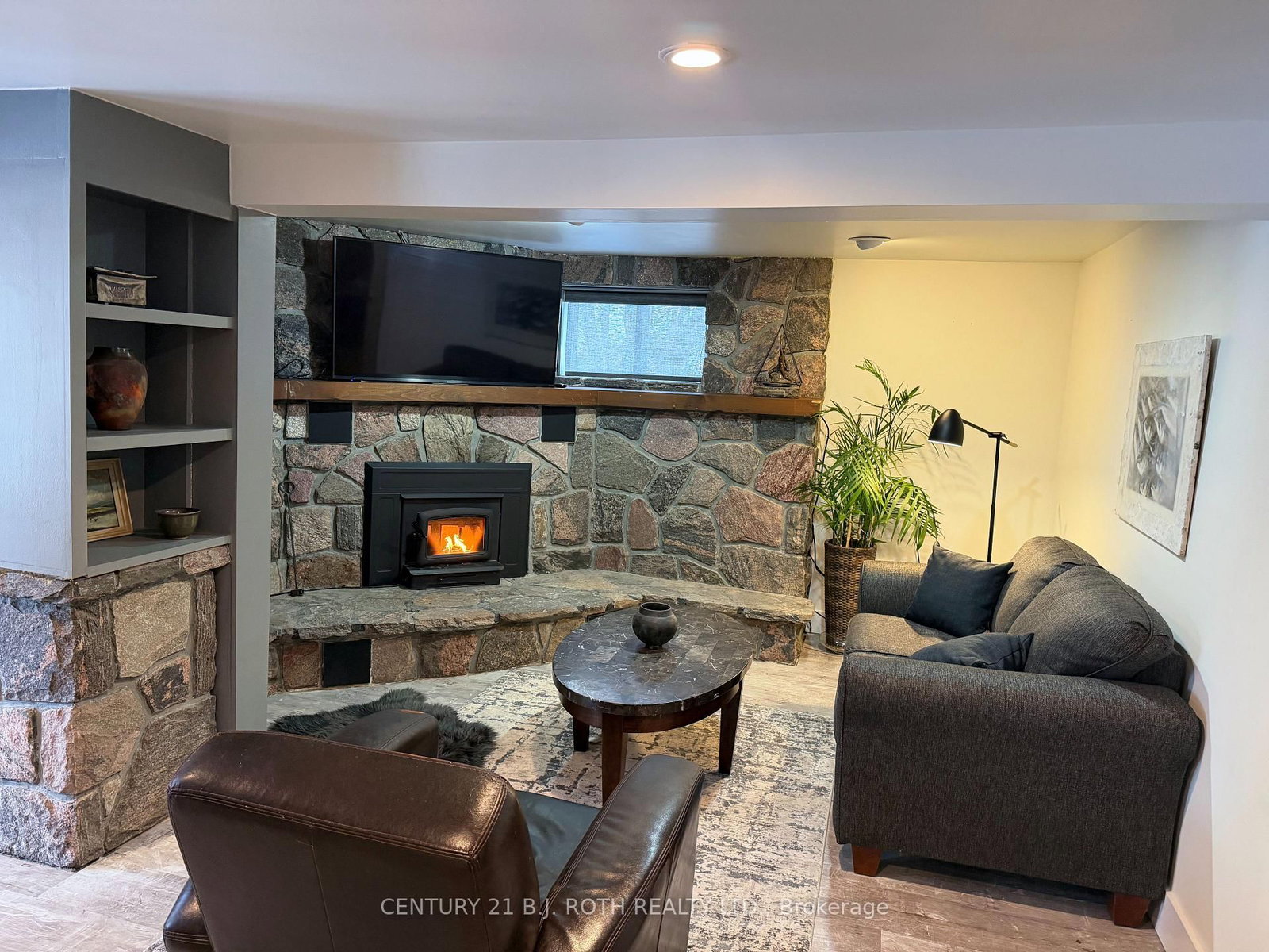 8101 Kings River Road • Ramara, ON photo 17