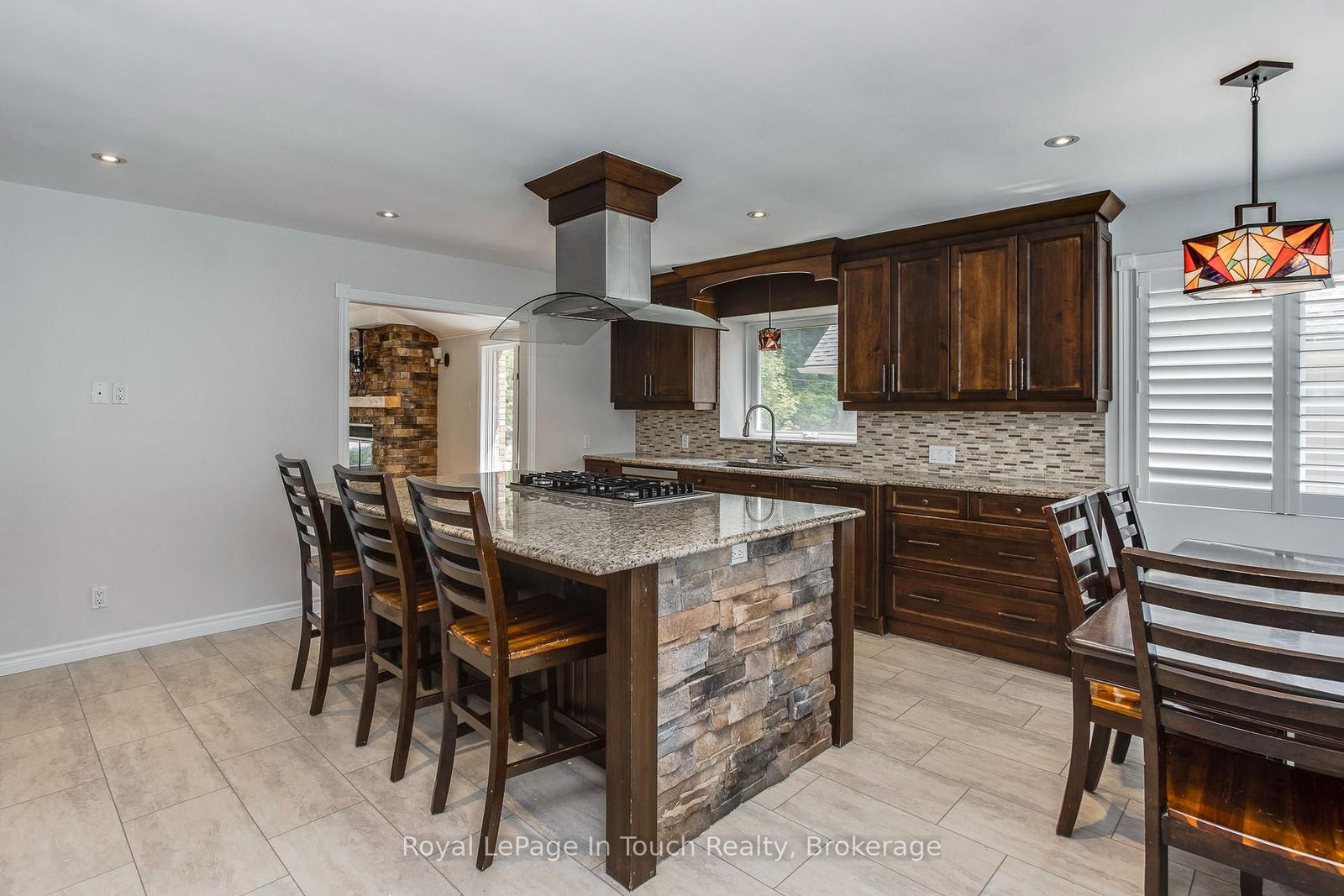 88 Church Street • Penetanguishene, ON photo 15