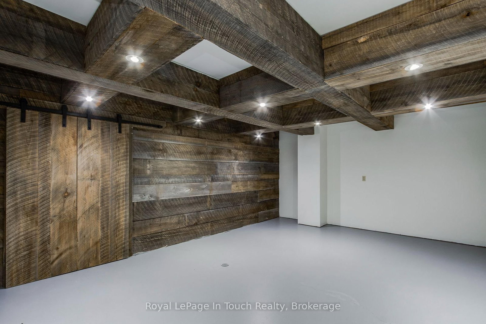 88 Church Street • Penetanguishene, ON photo 33
