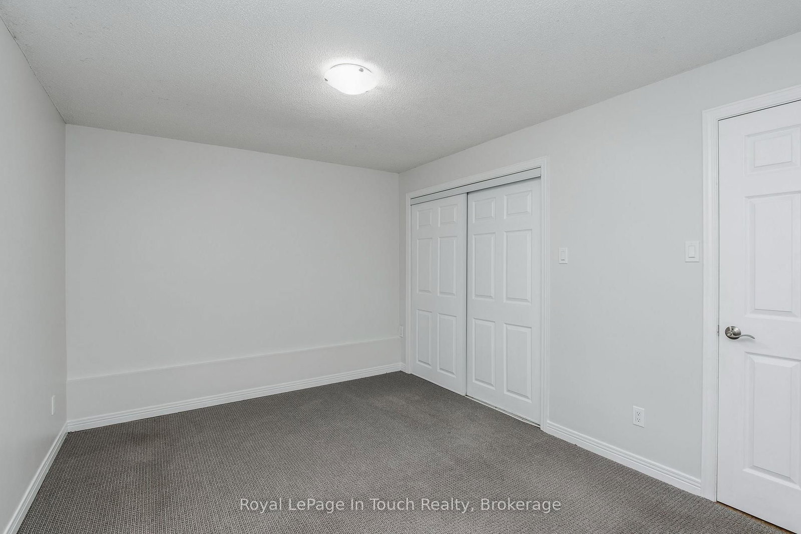 88 Church Street • Penetanguishene, ON photo 42