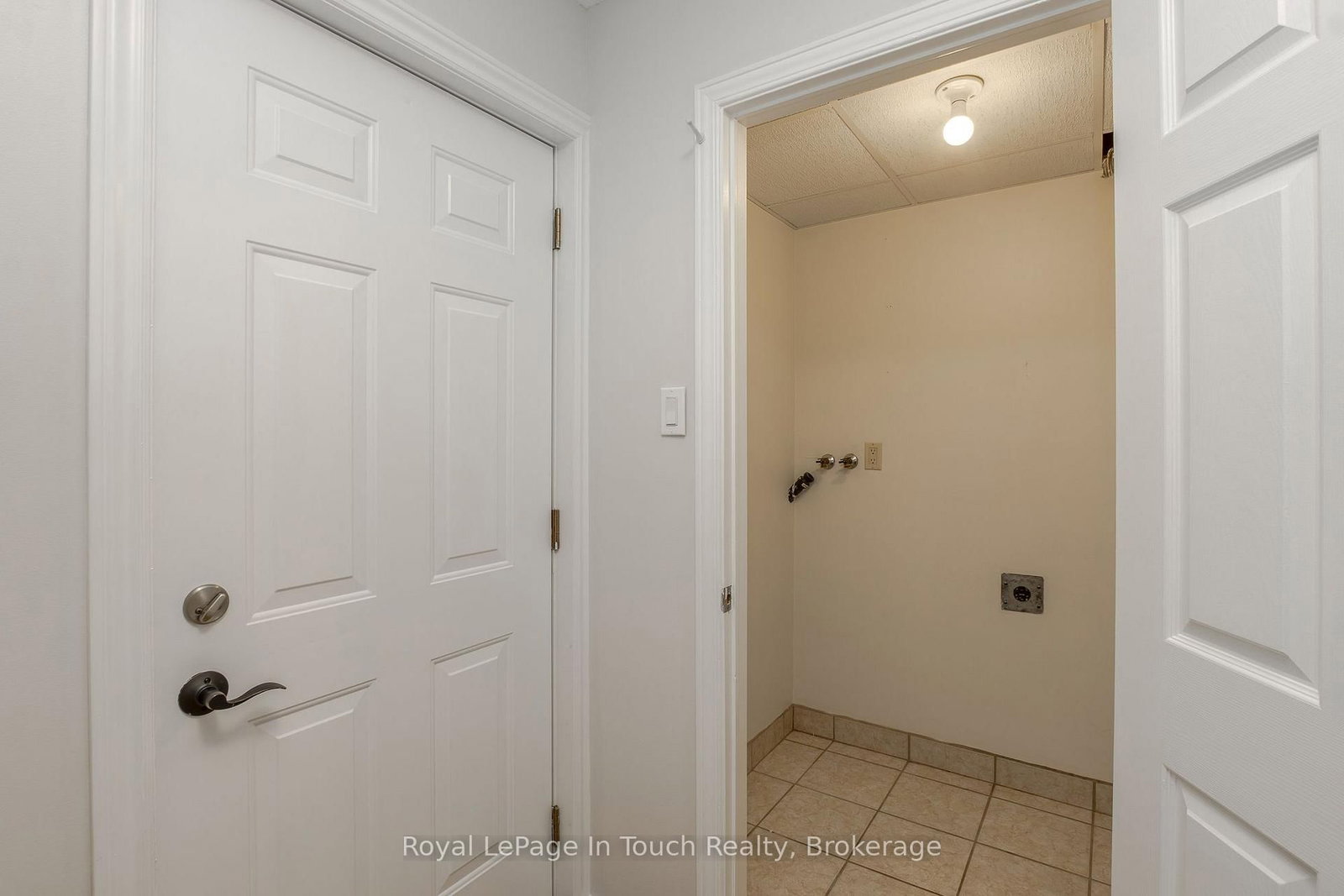 88 Church Street • Penetanguishene, ON photo 45