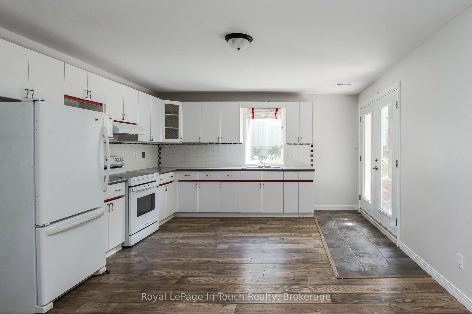 88 Church Street • Penetanguishene, ON photo 49