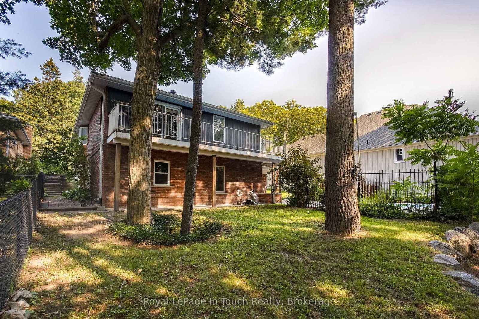 88 Church Street • Penetanguishene, ON photo 8