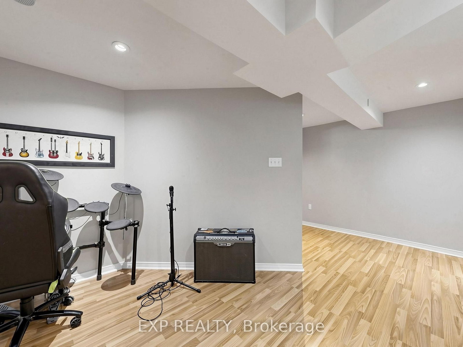 6 Booth Lane • Barrie, ON photo 34