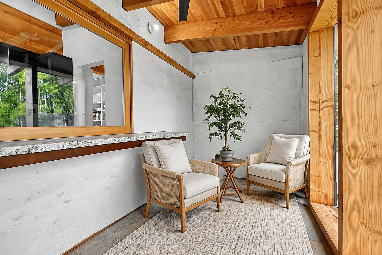 1507 Hendrie Road • Springwater, ON photo 12