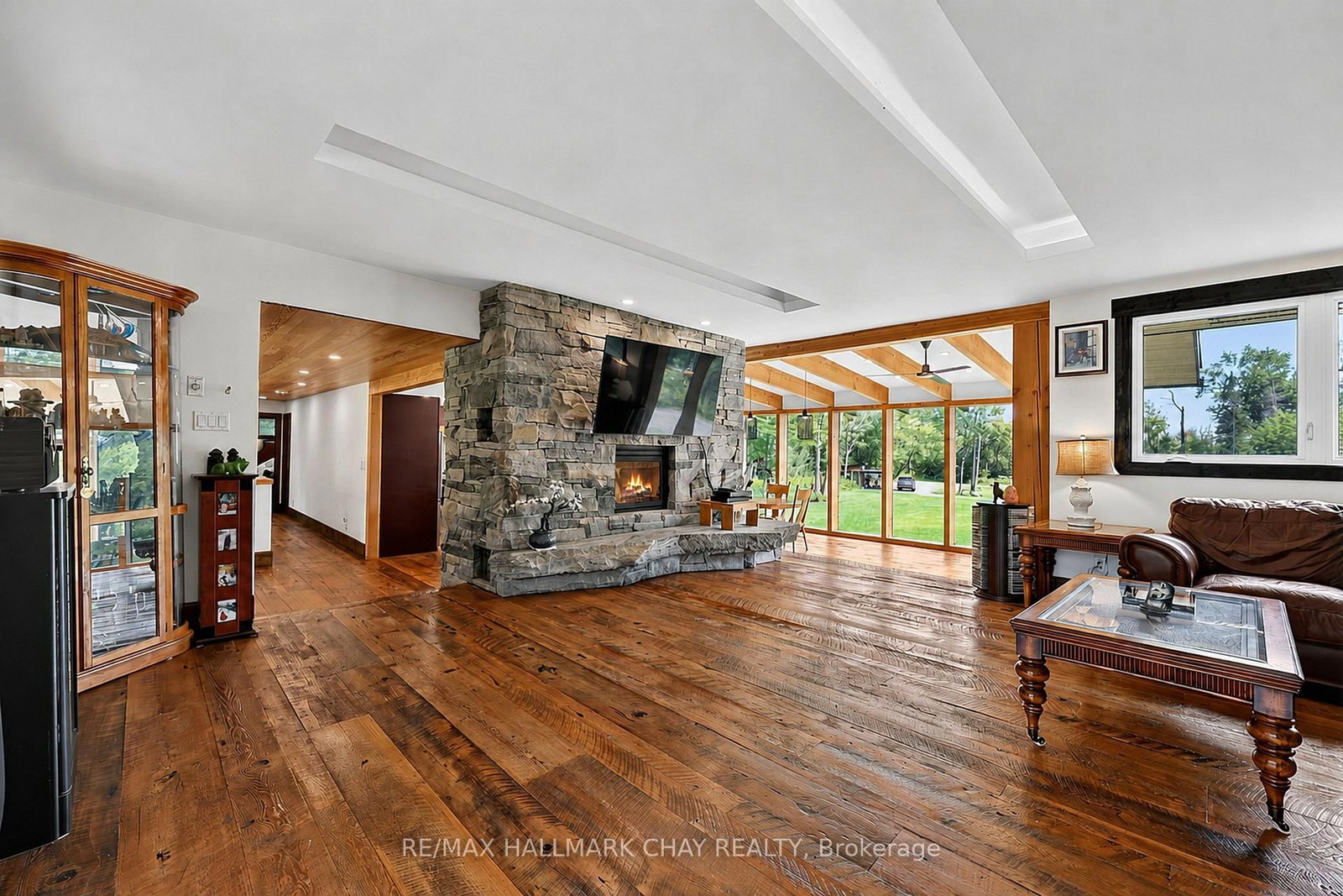 1507 Hendrie Road • Springwater, ON photo 15