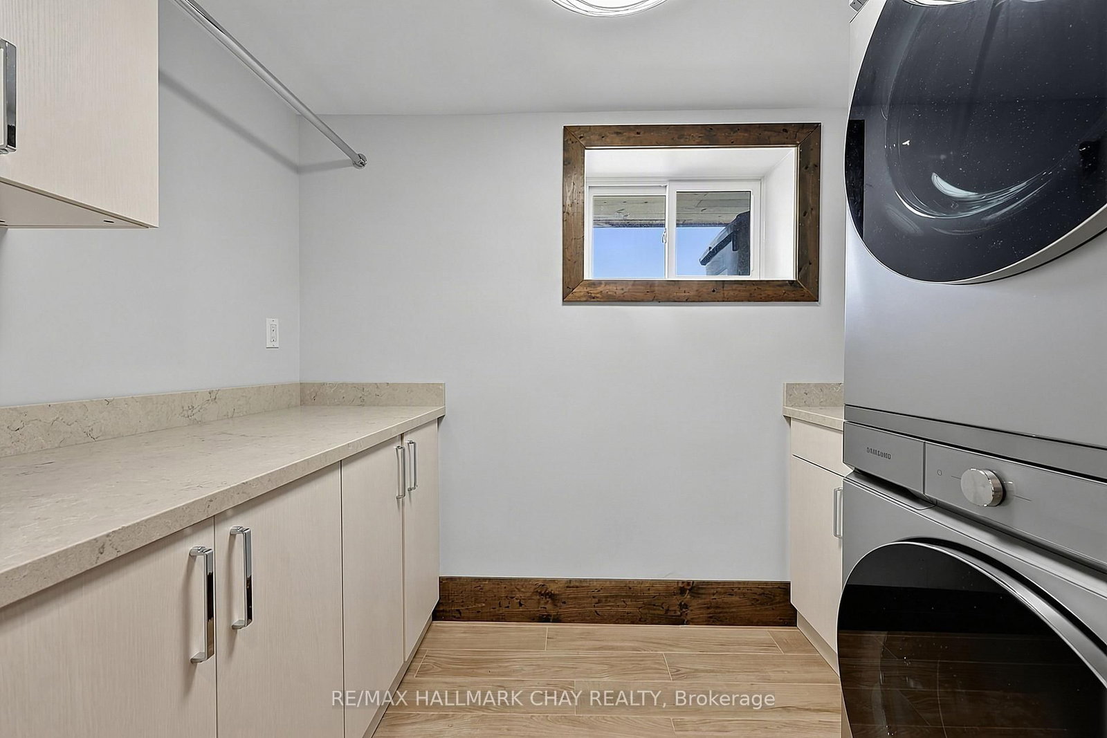 1507 Hendrie Road • Springwater, ON photo 29