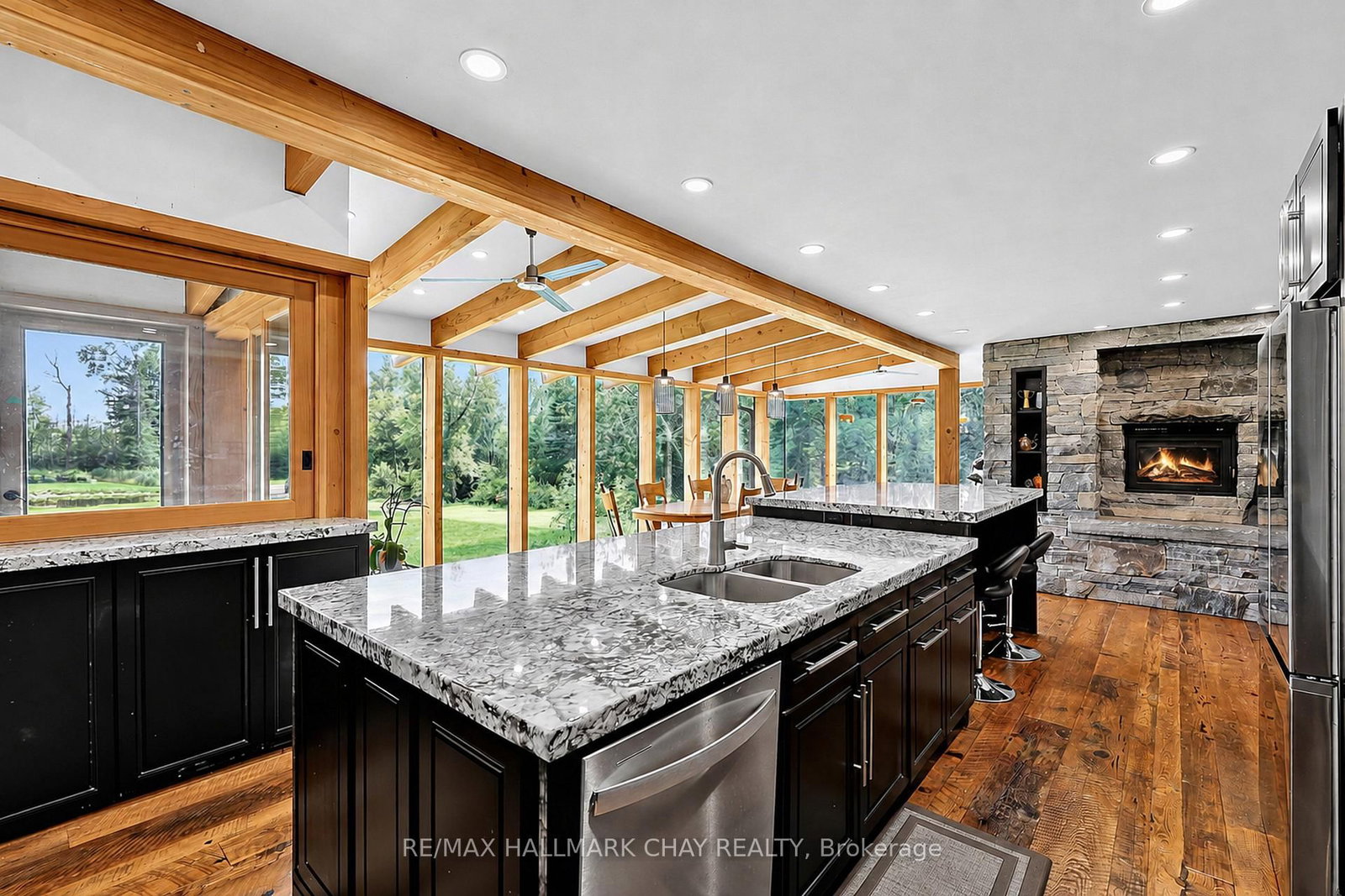 1507 Hendrie Road • Springwater, ON photo 8