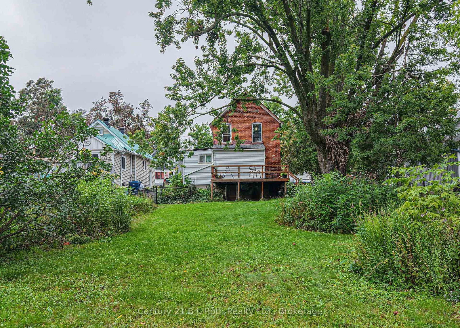 281 Nottawasaga Street • Orillia, ON photo 18