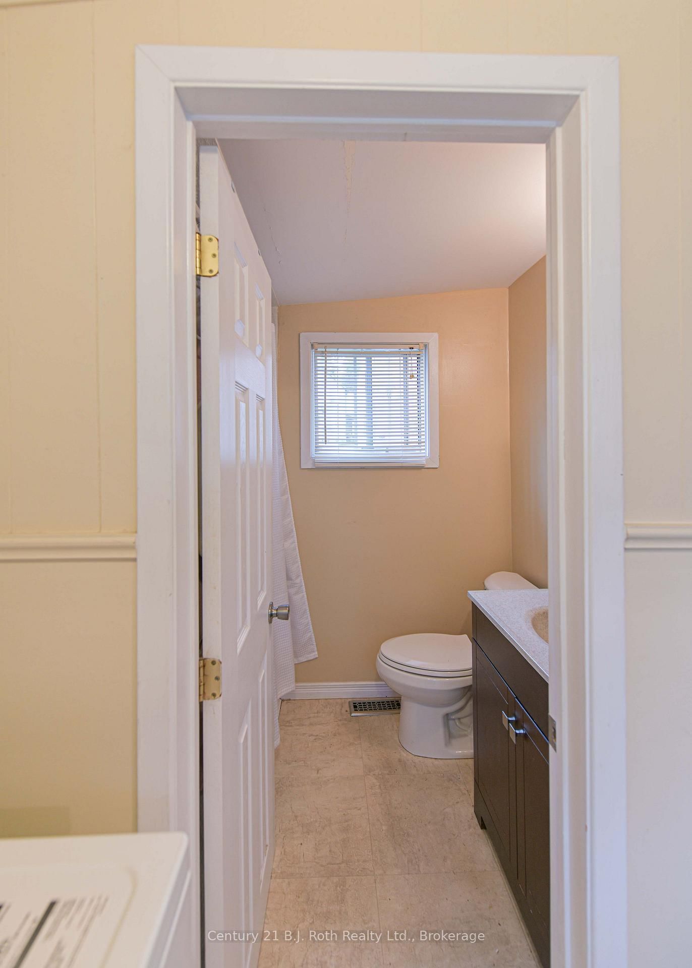 281 Nottawasaga Street • Orillia, ON photo 36