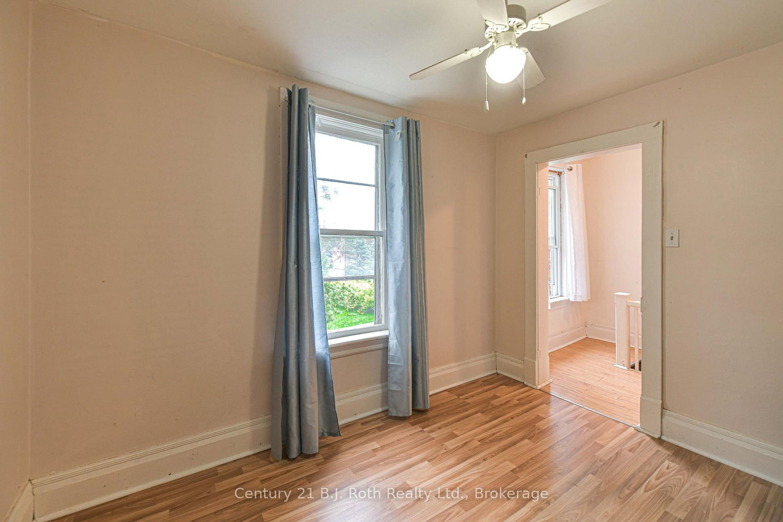 281 Nottawasaga Street • Orillia, ON photo 41