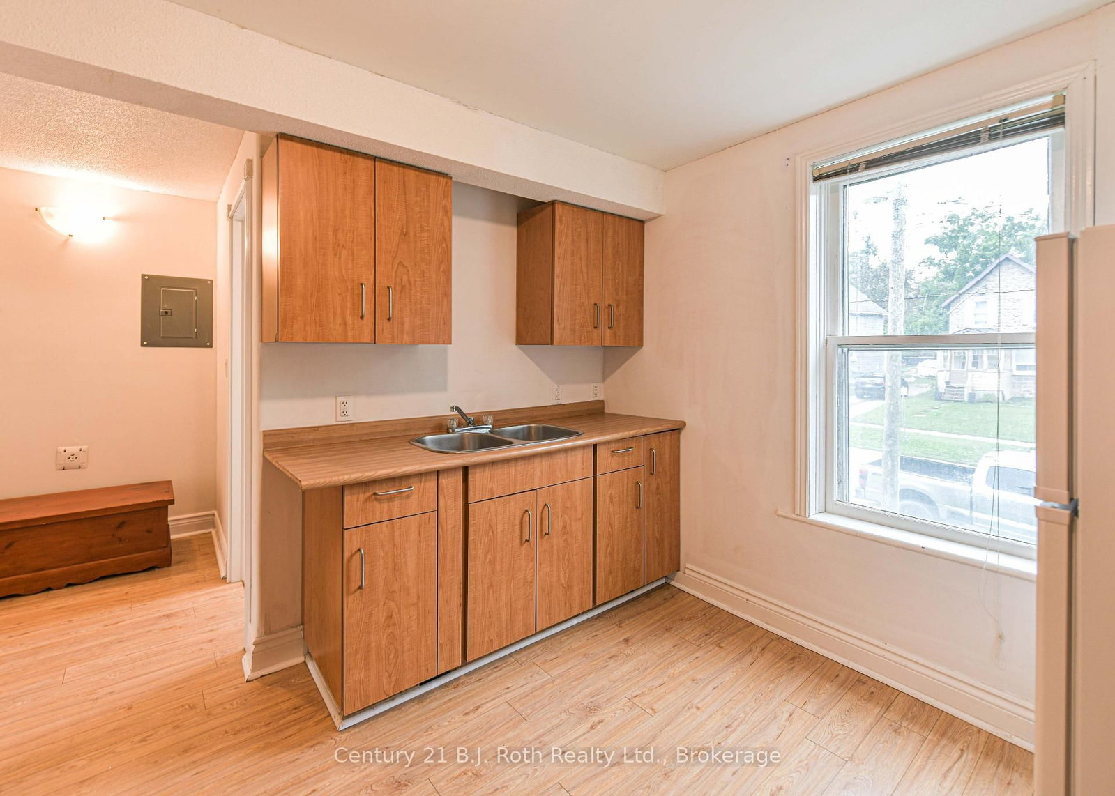 281 Nottawasaga Street • Orillia, ON photo 45