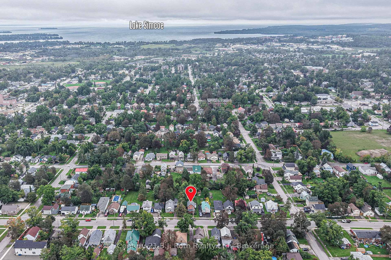 281 Nottawasaga Street • Orillia, ON photo 9