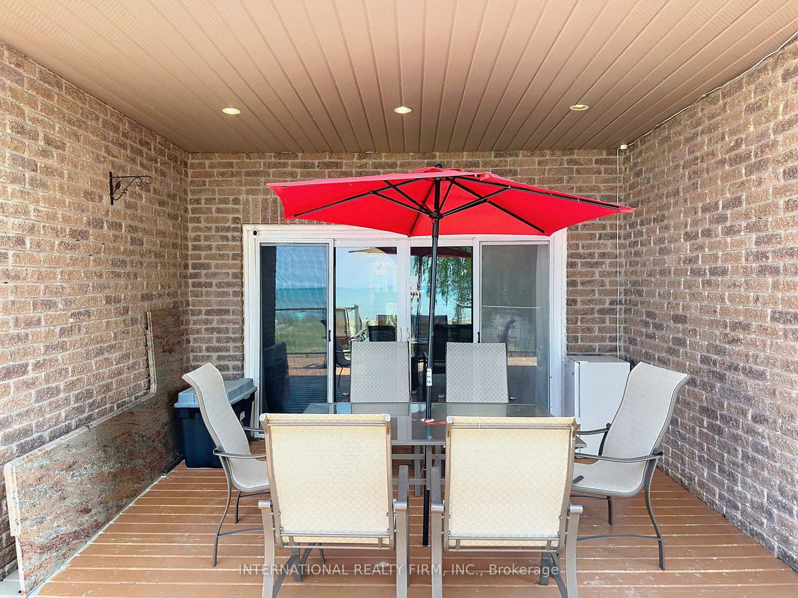 966 Shore Lane • Wasaga Beach, ON photo 12