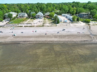 966 Shore Lane • Wasaga Beach, ON photo 8