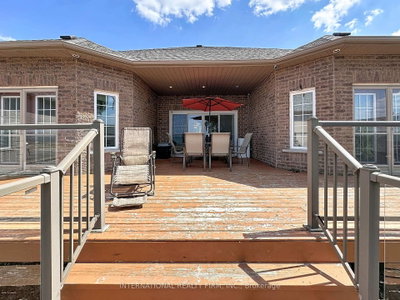 966 Shore Lane • Wasaga Beach, ON photo 9