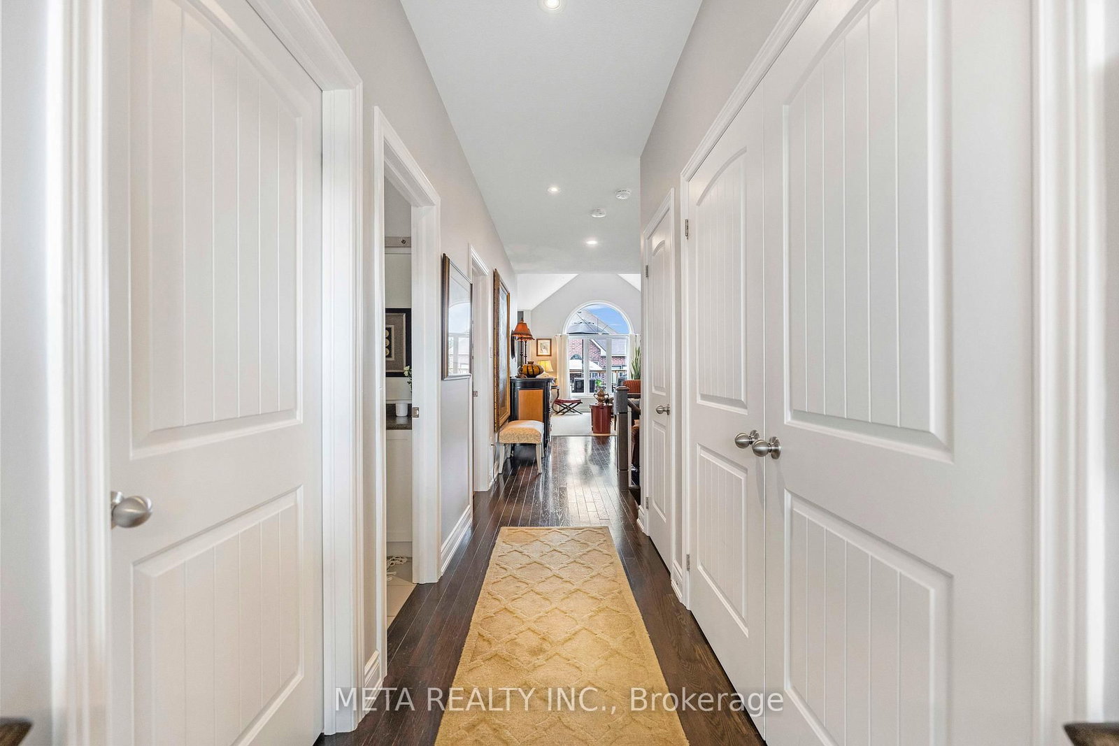 18 Hughes Street • Collingwood, ON photo 5