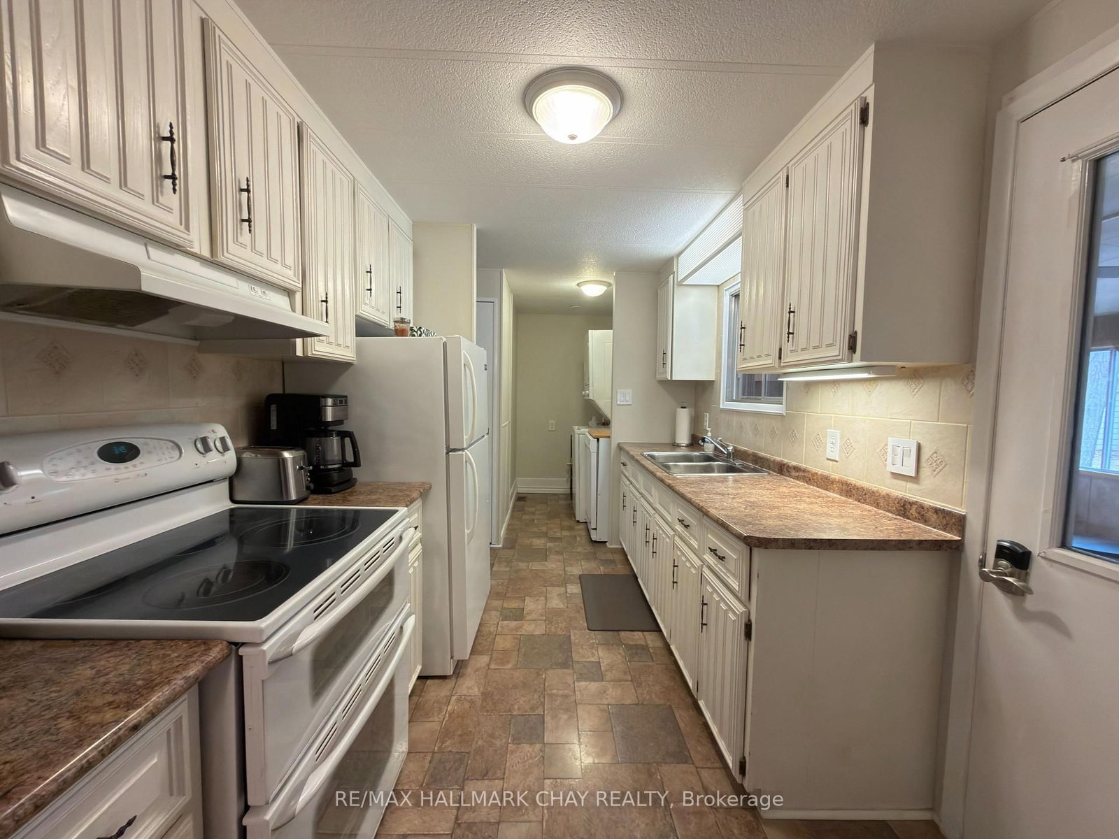 13 Carruthers Street N • Wasaga Beach, ON photo 13