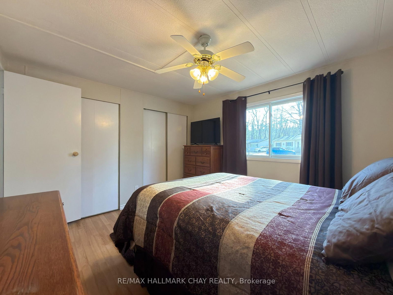 13 Carruthers Street N • Wasaga Beach, ON photo 16