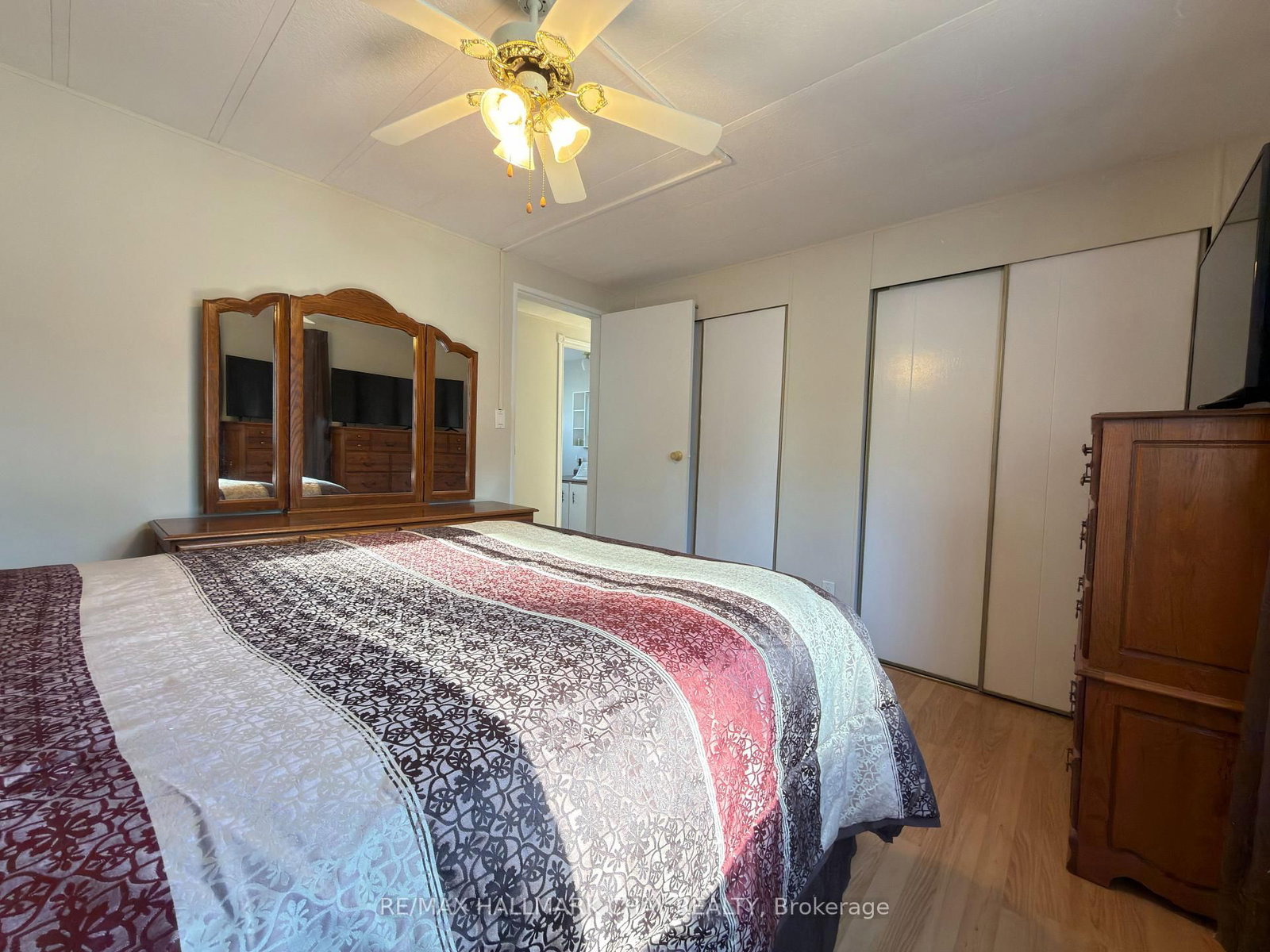 13 Carruthers Street N • Wasaga Beach, ON photo 17
