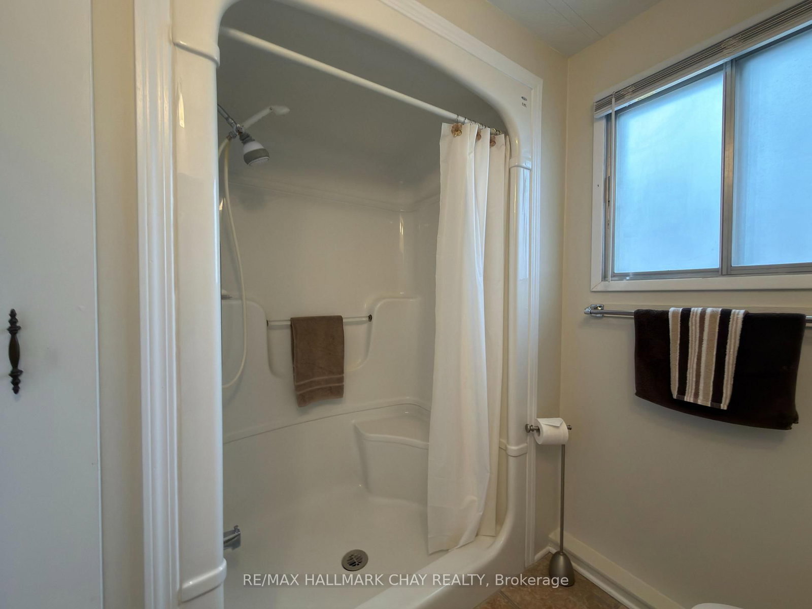 13 Carruthers Street N • Wasaga Beach, ON photo 23