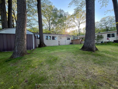 13 Carruthers Street N • Wasaga Beach, ON photo 6