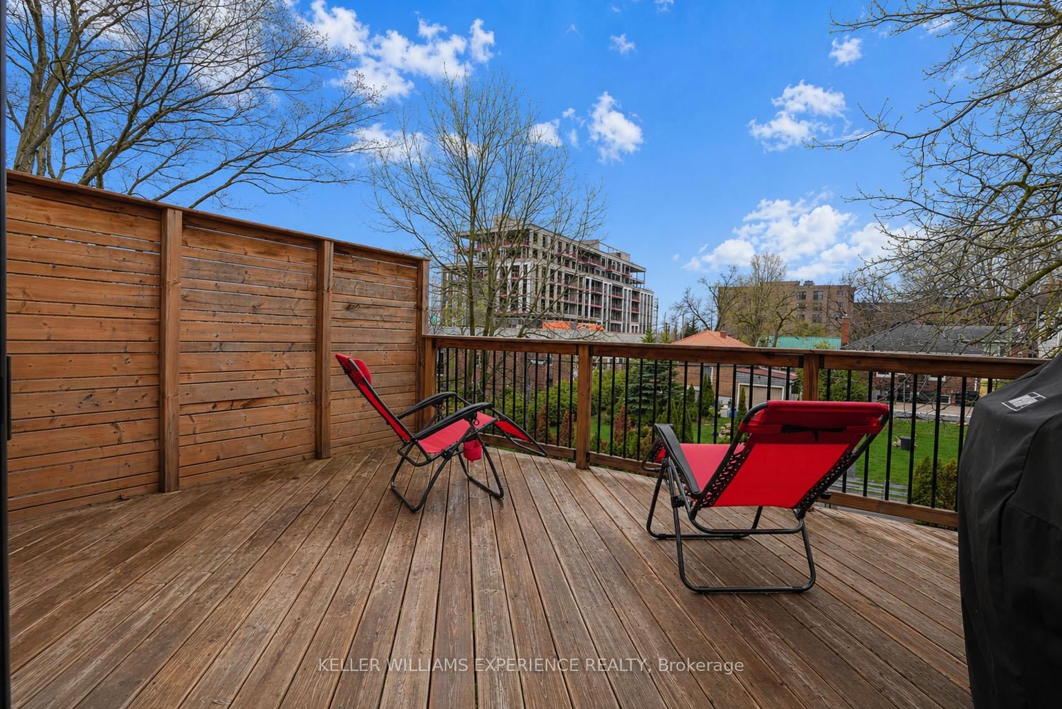 86 Clapperton Street • Barrie, ON photo 9