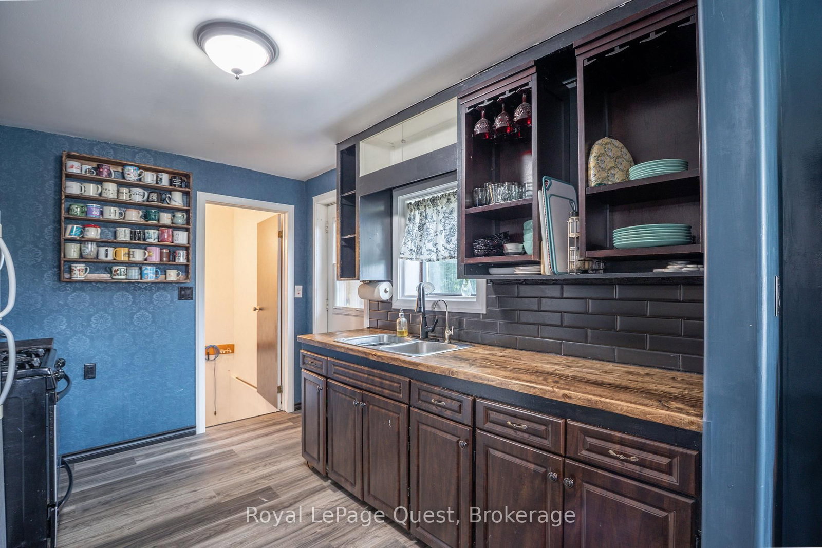 22 Creighton Street S • Orillia, ON photo 14