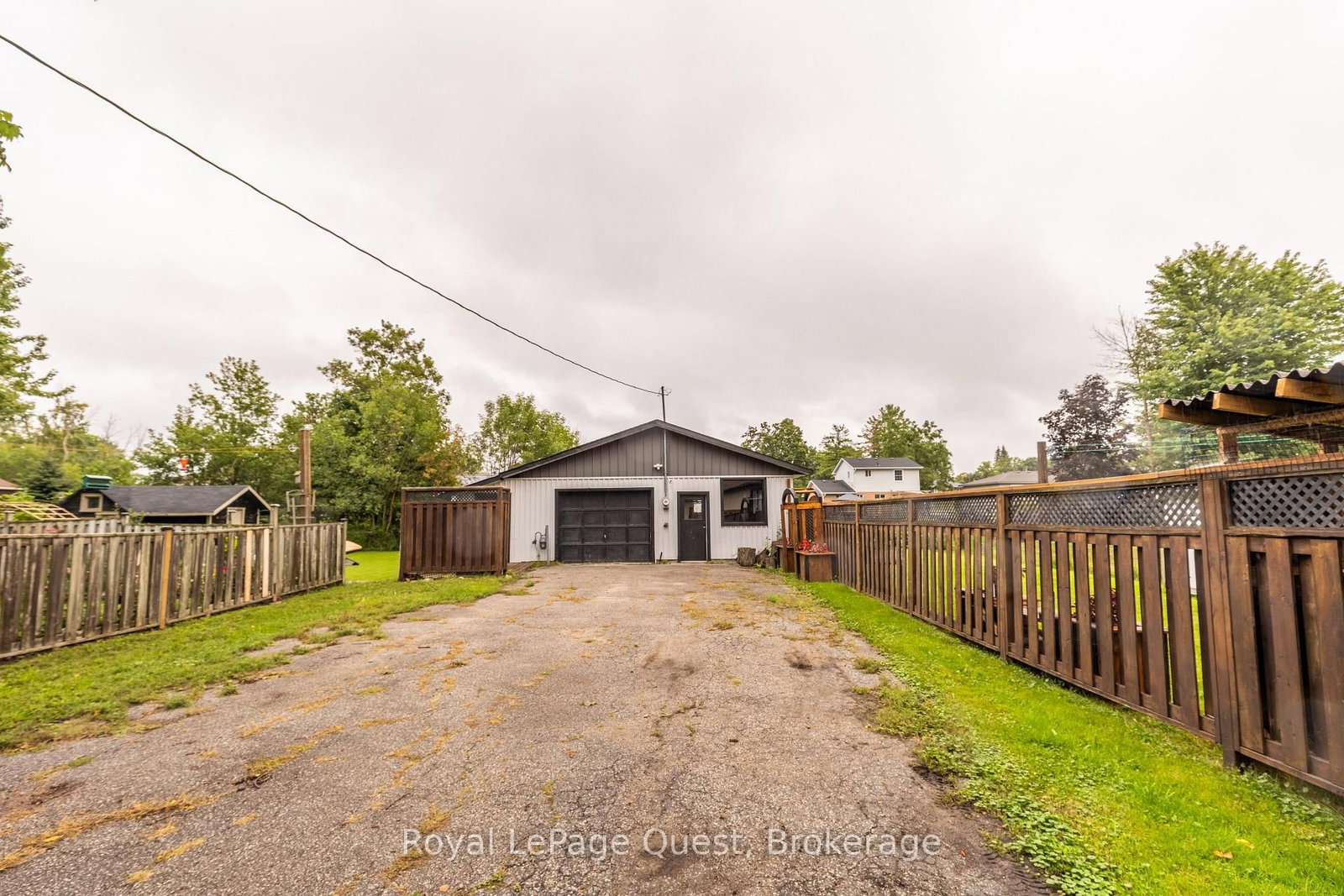 22 Creighton Street S • Orillia, ON photo 21