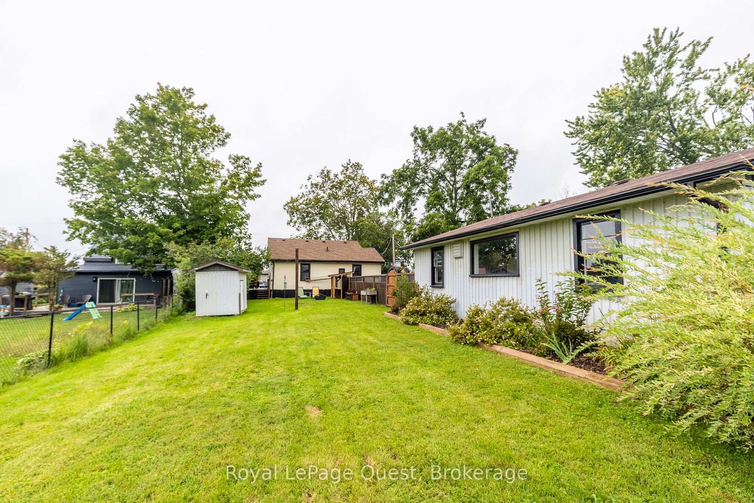 22 Creighton Street S • Orillia, ON photo 24