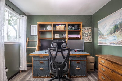 22 Creighton Street S • Orillia, ON photo 8