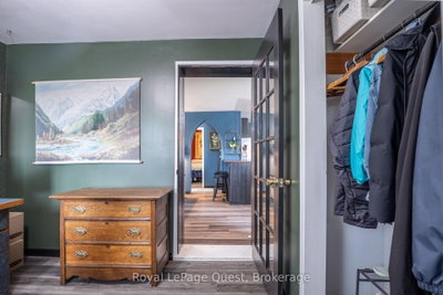 22 Creighton Street S • Orillia, ON photo 9