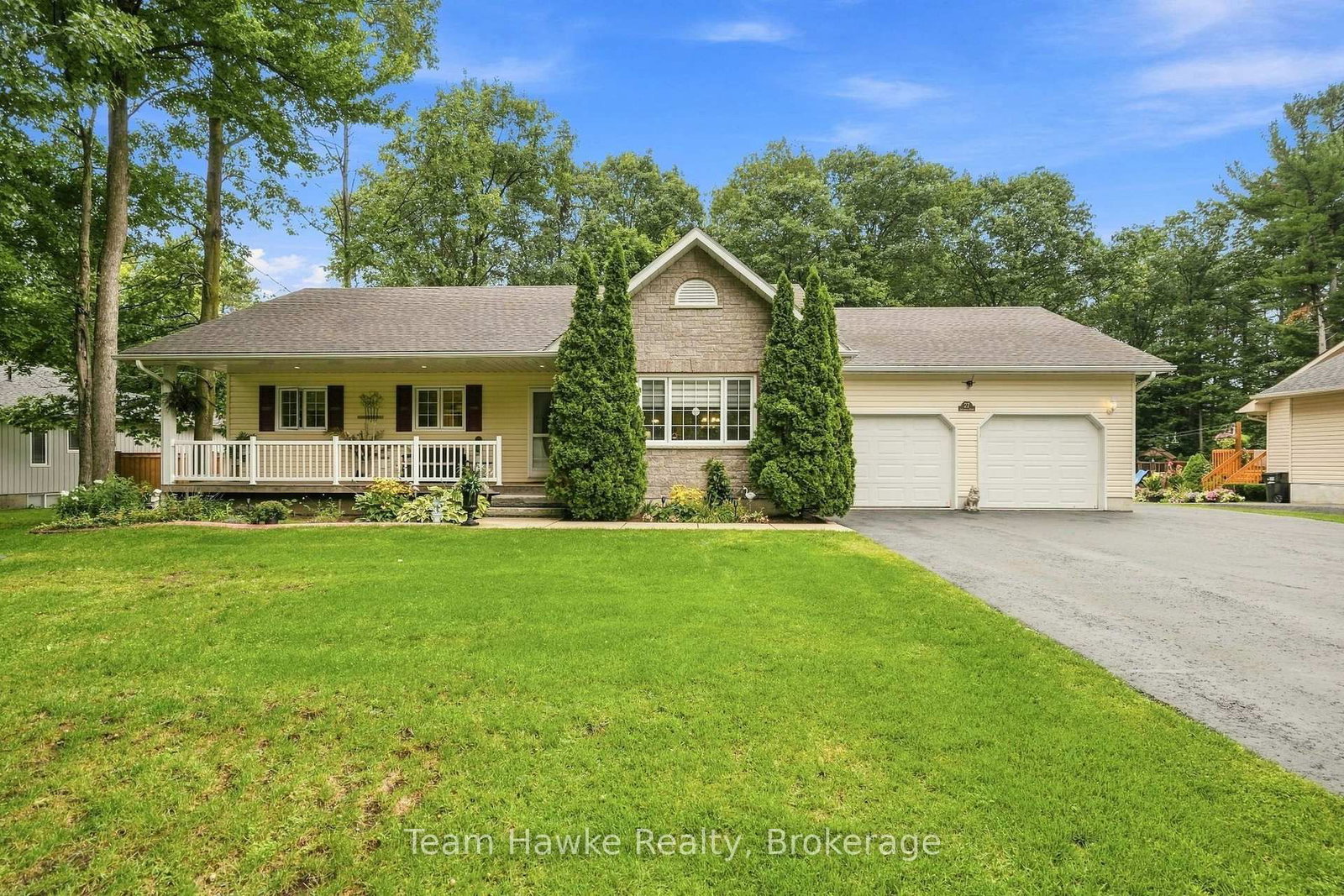27 Johnston Street • Tiny, ON photo 1