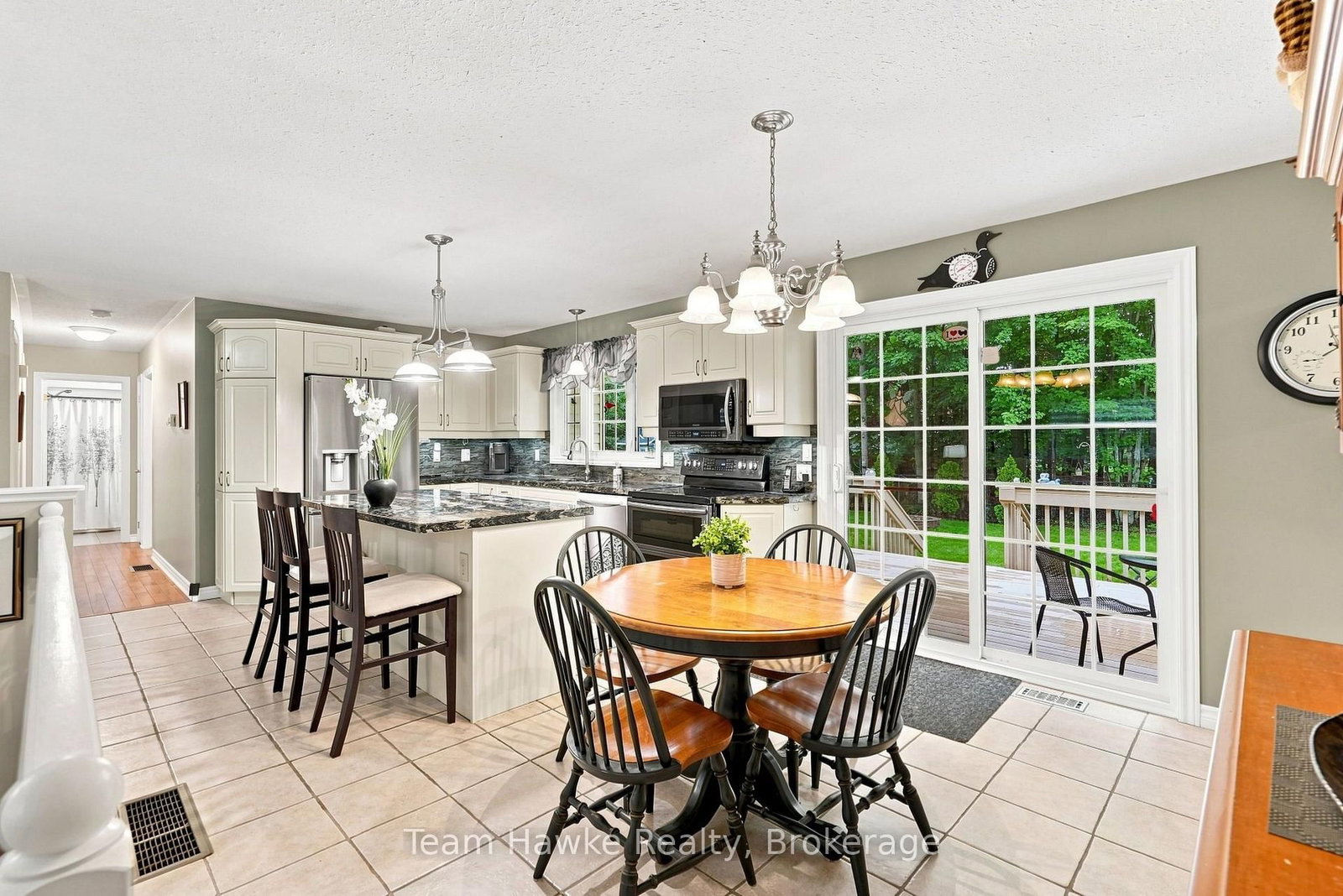 27 Johnston Street • Tiny, ON photo 15
