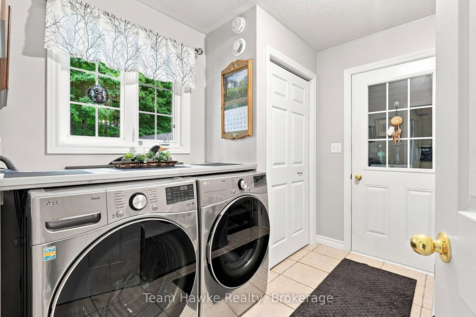 27 Johnston Street • Tiny, ON photo 16