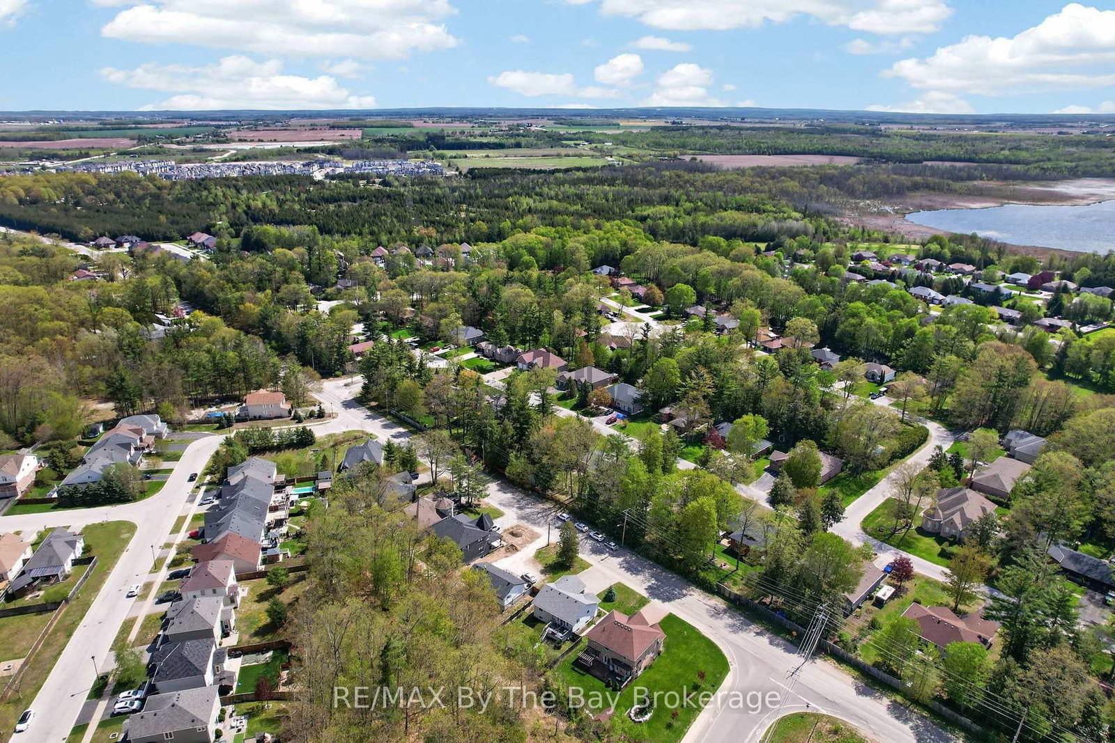 326 Golf Course Road • Wasaga Beach, ON photo 42