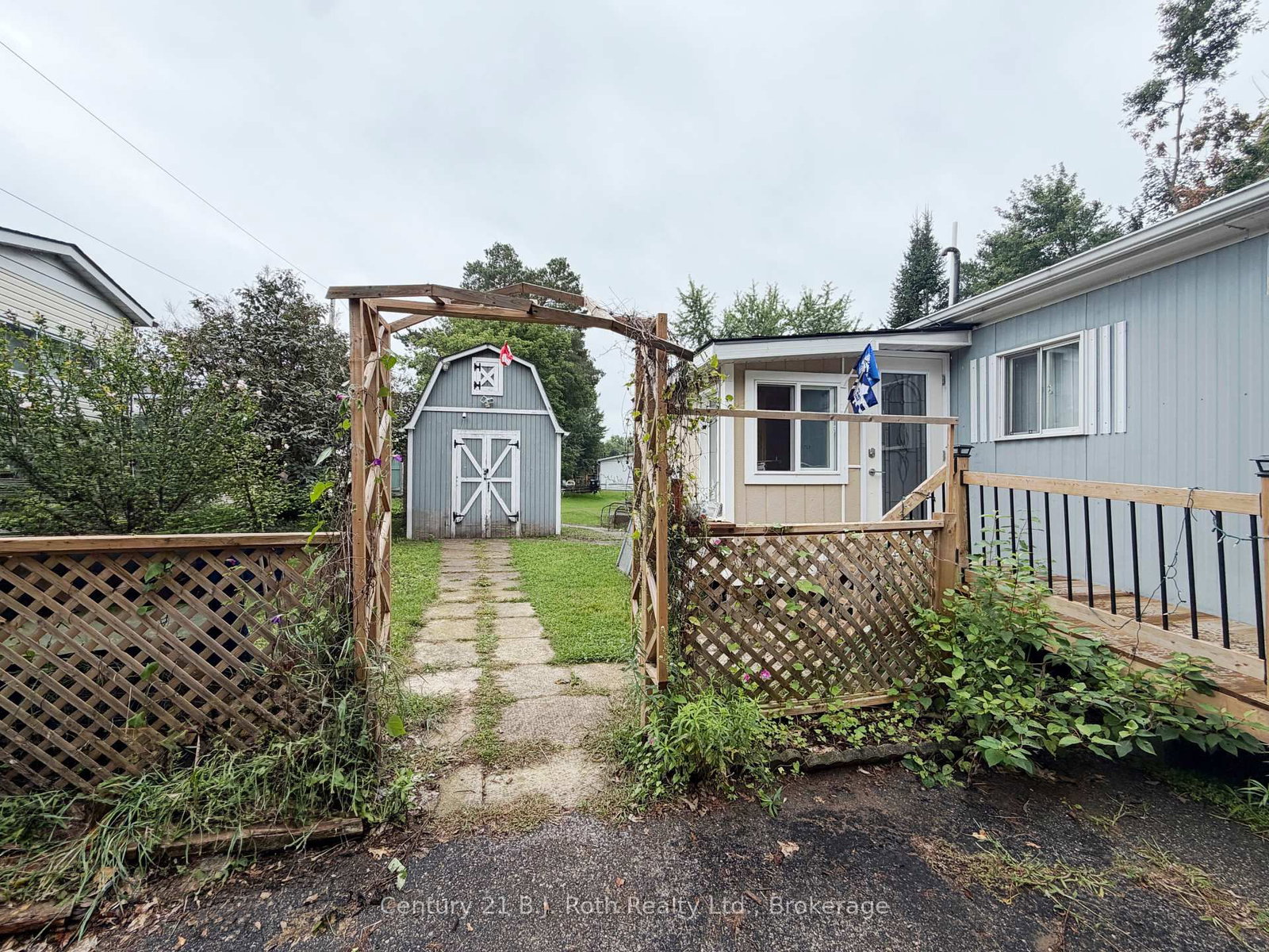 1 Smiths Lane • Midland, ON photo 20