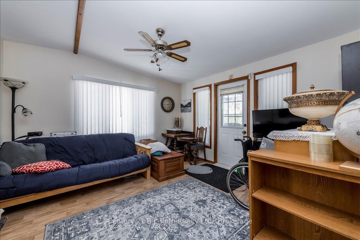 1 Smiths Lane • Midland, ON photo 9