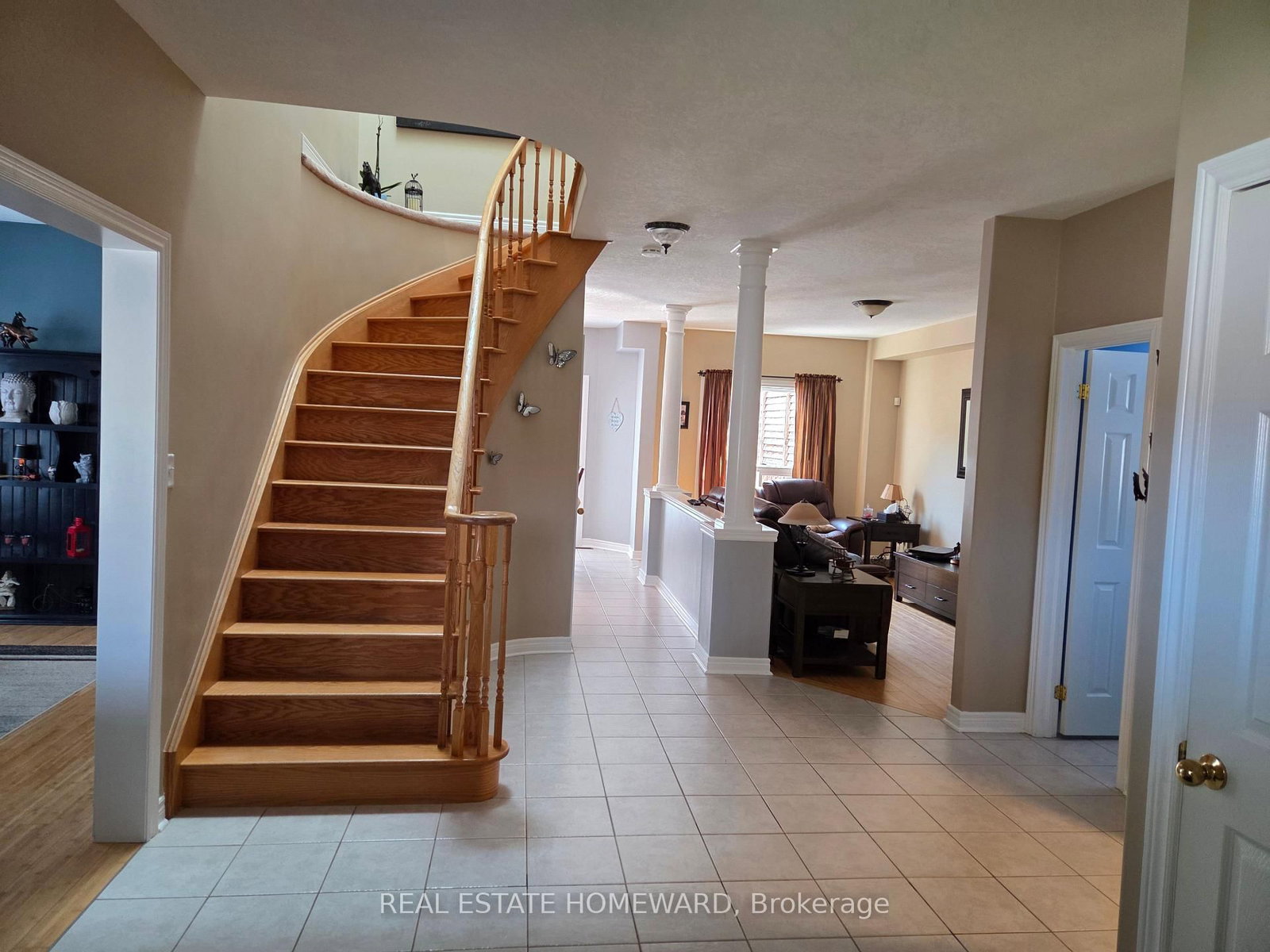 139 Birkhall Place • Barrie, ON photo 4